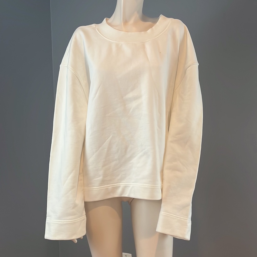 Burberry Cream Boxy Crewneck Sweatshirt - Picture 3 of 11